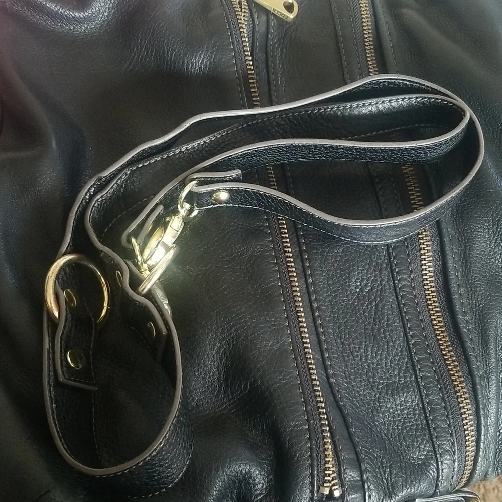 Fossil Explorer Genuine Leather Tote Y2K Key Fob Purse Charm Bag Long Strap